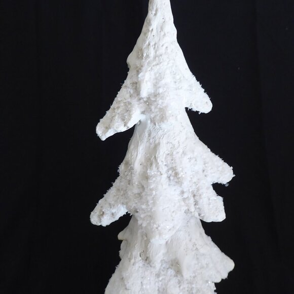 NEW 18” SNOW COVERED CHRISTMAS WINTER FOREST PINE TREE RESIN DECORATION - Picture 10 of 10